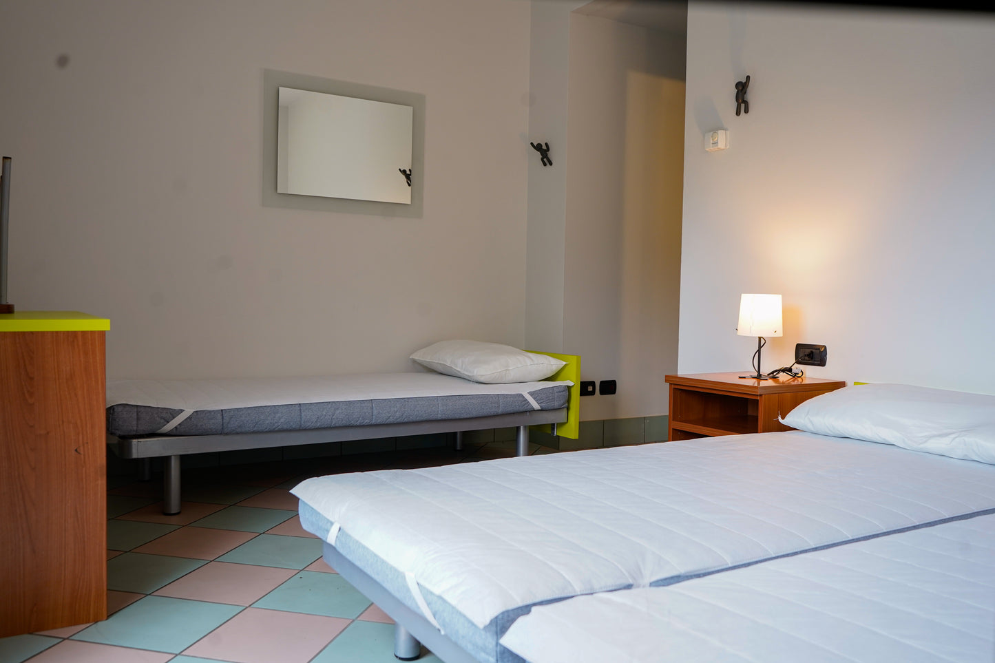 STANZA SORBA POSTO LETTO IN OSTELLO